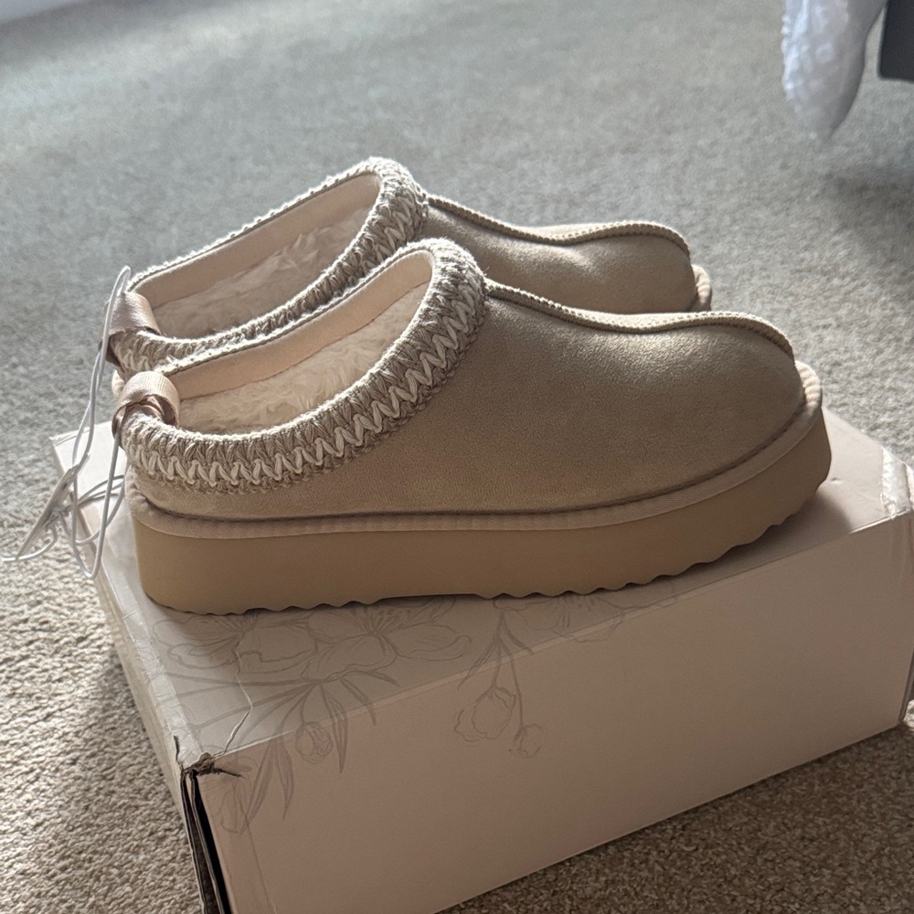 Brand New Altard State Slippers